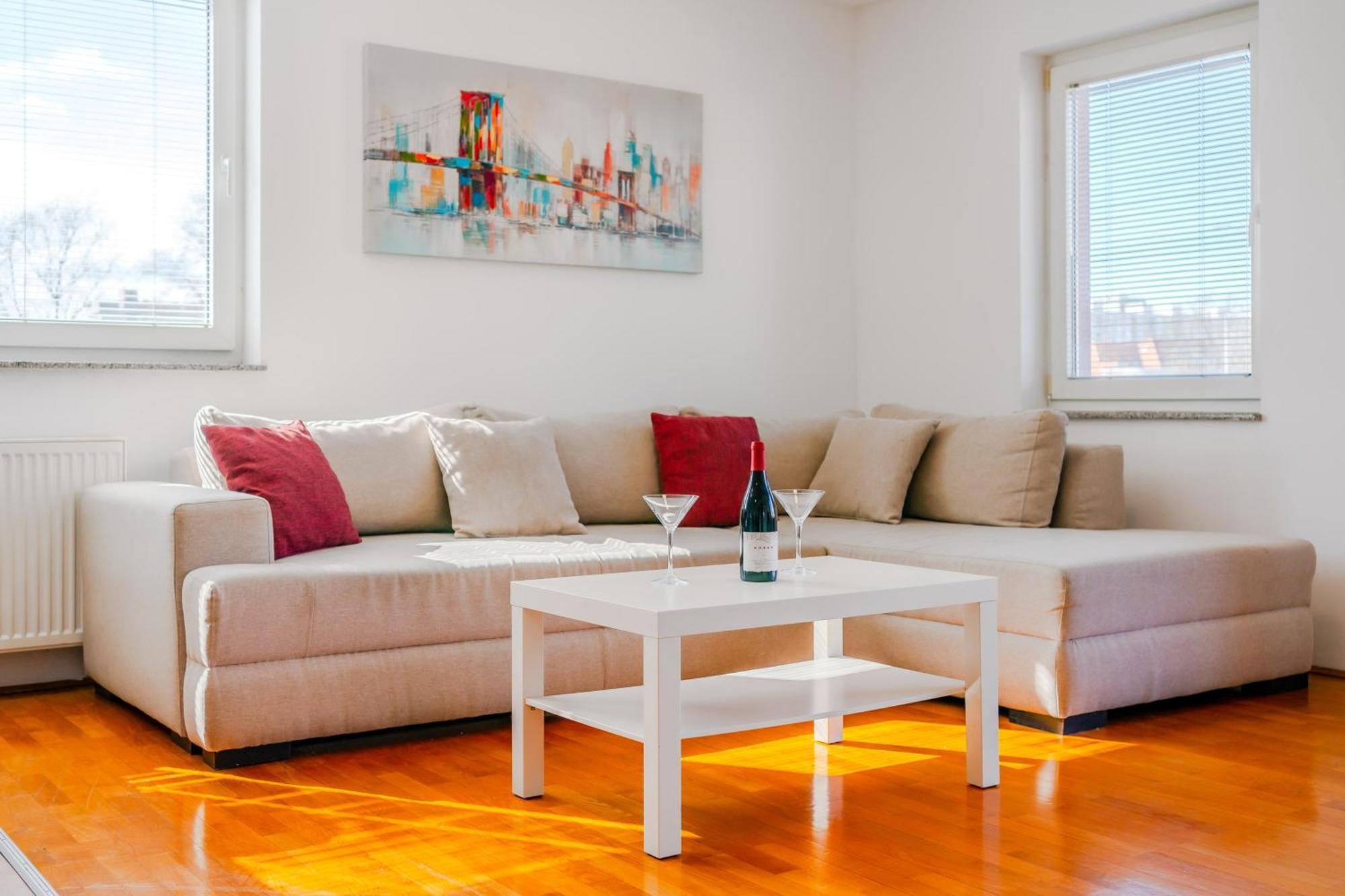Apartman Cherry With Parking - Happy